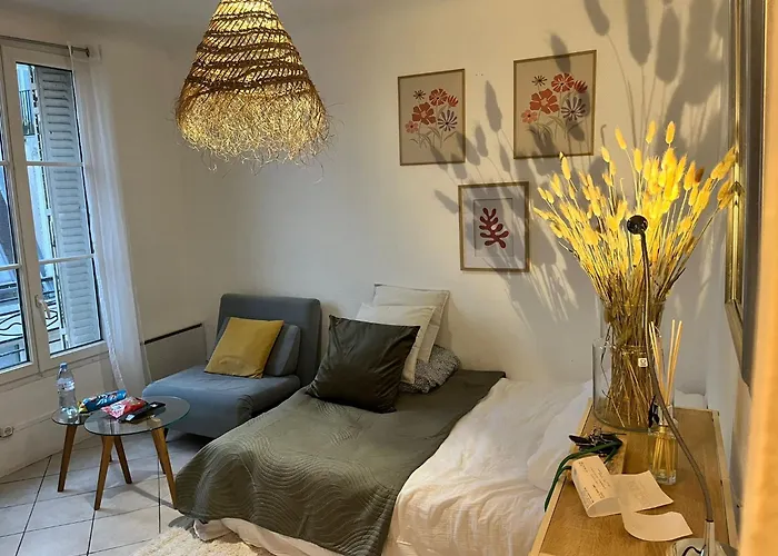 Elegant Cocon Lumineux Au Coeur De Paris